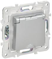 SKANDY Розетка 1-местная с заземлением с защитными шторками и крышкой 16А IP44 SK-R11S серебряный IEK