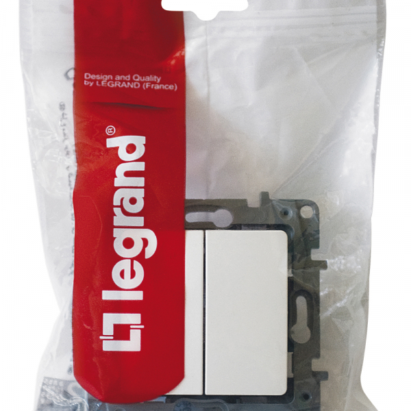 Legrand Etika Бел Переключатель 2-клавишный  10А  авт. клем.