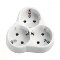 Gonca тройная розетка с з/к Viko