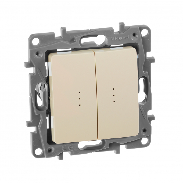 Legrand Etika Сл.кость Переключатель 2-клавишный с подсветкой  10А  авт. клем