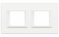 BT Axolute White Рамка 2+2 мод прямоугольная горизонтальная