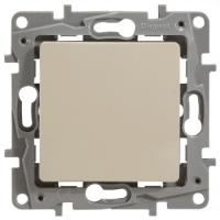 Legrand Etika Сл.кость Переключатель промежуточный 1-клавишный  винт. клеммы  10AX  250 В