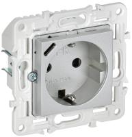 SKANDY Розетка с заземлением с защитными шторками 16А с USB C 18Вт SK-R17S серебряный IEK