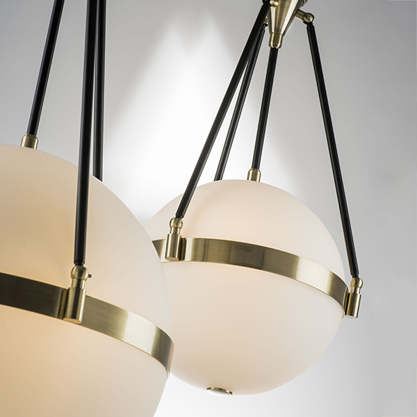 816037 Люстра MODENA 3х40W E27 ЛАТУНЬ/ЧЕРНЫЙ/БЕЛЫЙ