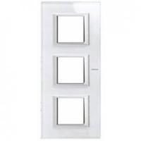 BT Axolute Whice Рамка 2+2+2 мод прямоугольная (надпись вертикально)