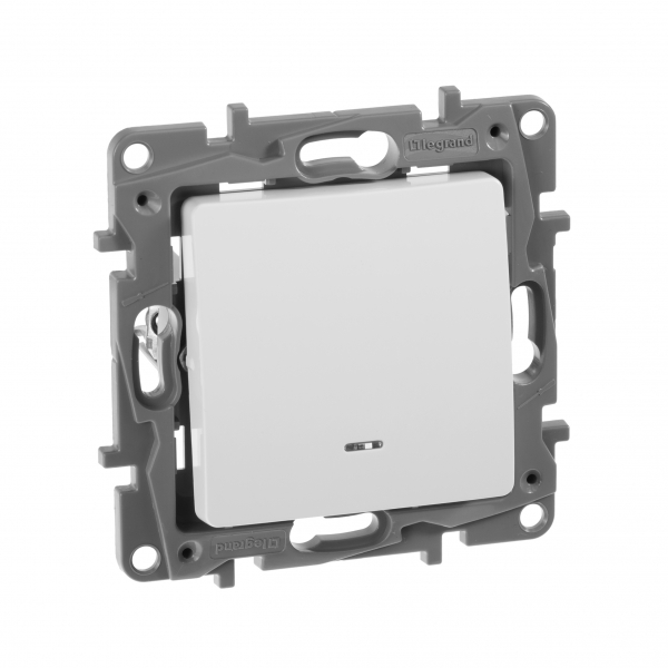 Legrand Etika Бел Выключатель 1-клавишный с подсветкой  10А  винт. клем.