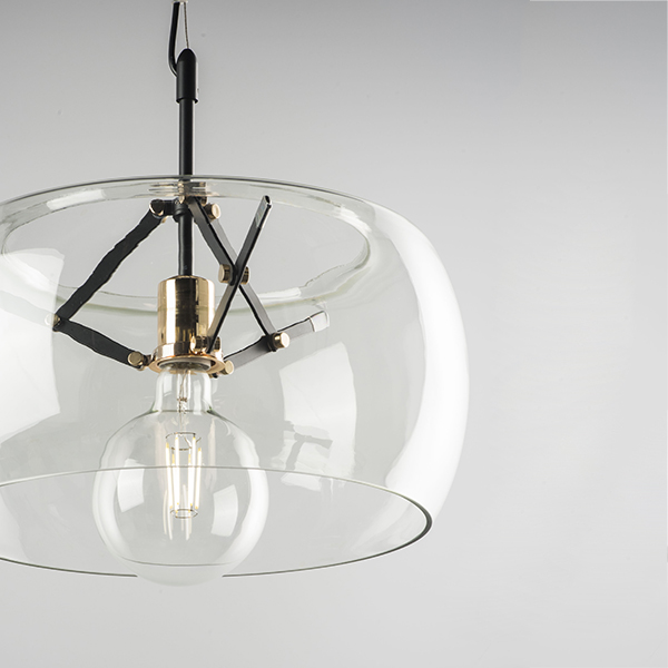 752010 Люстра ACQUARIO 1х40W E27 ЧЕРН МАТОВ/ЗОЛОТО стекло