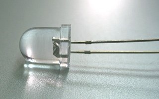 Светодиод ARL2-8203UWC-12v (ANR, 8мм (круглый))