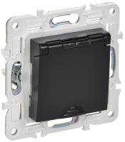 SKANDY Розетка 1-местная с заземлением с защитными шторками и крышкой 16А IP44 SK-R11Bl черный IEK