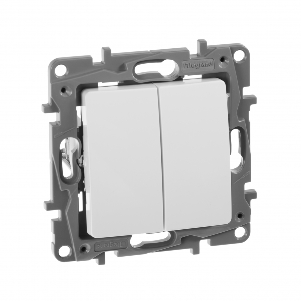 Legrand Etika Бел Выключатель 2-х клавишный  10А  винт. клем.