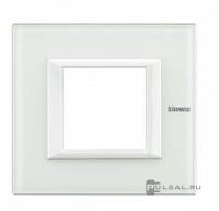 BT Axolute Белое стекло Рамка 2 мод прямоугольная