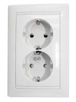 Legrand Valena Бел Розетка 2-ая с/з литая