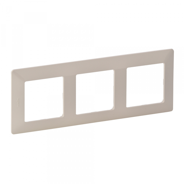 Legrand Valena LIFE Слоновая кость Рамка 3-ая