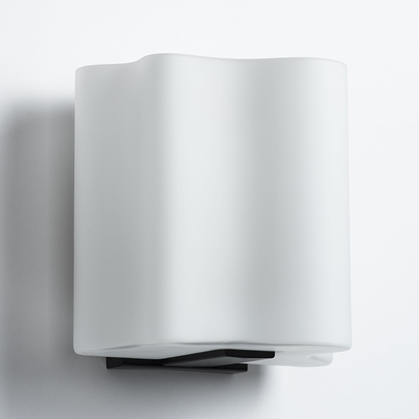 802617 Бра NUBI 1х40W E14 ЧЕРНЫЙ МАТОВЫЙ/БЕЛЫЙ