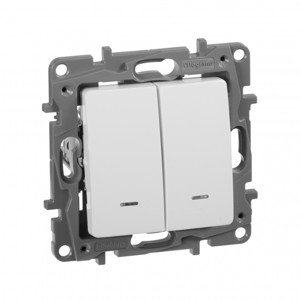 Legrand Etika Бел Выключатель 2-х клавишный с подсветкой  10А  винт. клем.