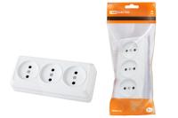 Розетка 3-х местная горизонтальная 2П открытой установки IP20 10A белая "Ладога" TDM