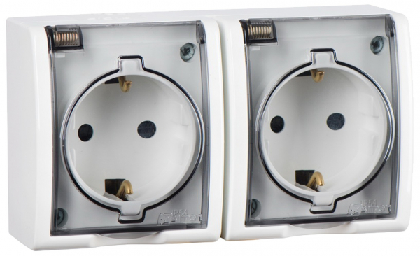 Розетка двойная 2Р+Е Schuko с крышками полупр.  IP54  16А 250В  винтовой зажим  S15A  белый
