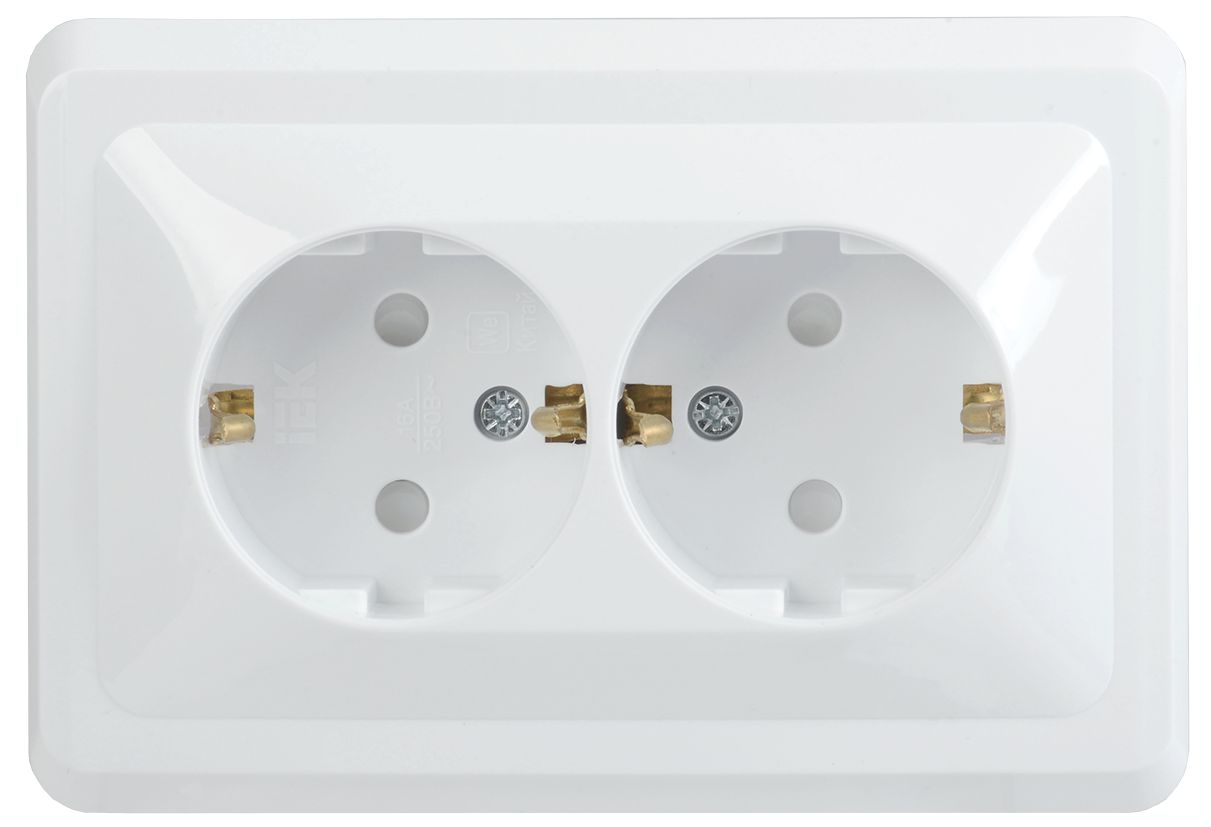 Розетка 2-местная РСш12-3-ВБ с заземляющим контактом с защитной шторкой 16А ВЕГА белый IEK