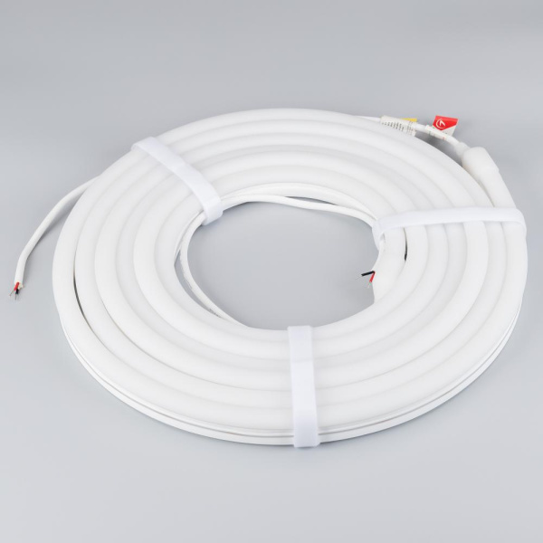 Лента герметичная MOONLIGHT-SIDE-A140-12x24mm 24V Day4000 (9.6 W/m, IP68, 5m, wire x2) (Arlight, Вывод кабеля прямой)