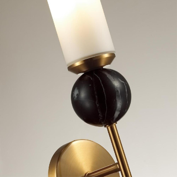 4361/1W MIDCENT ODL25 223 Настенный светильник под латунь/металл/стекло/черный мрамор IP20 1*E14 40W 220V LOLLA