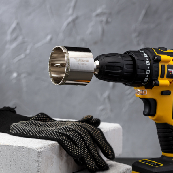 Коронка алмазная 50мм по керамограниту с центровочным сверлом KRANZ