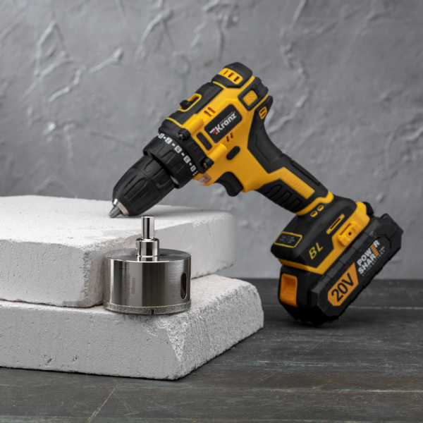 Коронка алмазная 68мм по керамограниту с центровочным сверлом KRANZ