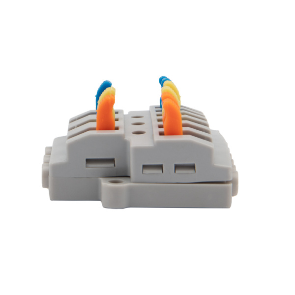 Клемма СМК 3х2 проходная разветвительная 3 полюса, с монтажной площадкой (1 ввод, 2 вывода на полюс) (50 шт./уп.) REXANT