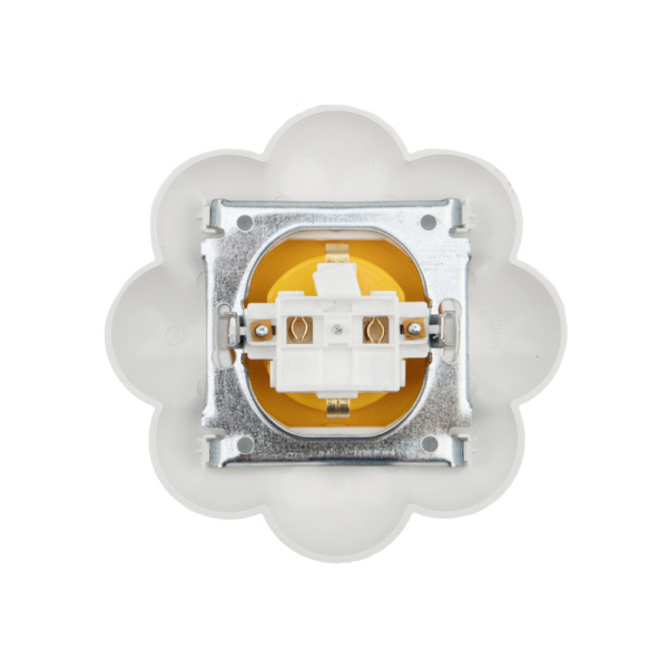Розетка одноместная KRANZ HAPPY Ромашка скрытой установки, с заземлением и защитными шторками, желтая/белая