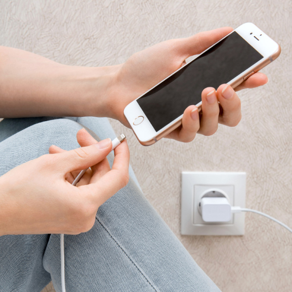 Кабель USB-A – Lightning для Apple, 2,4А, 1м, ПВХ, белый REXANT