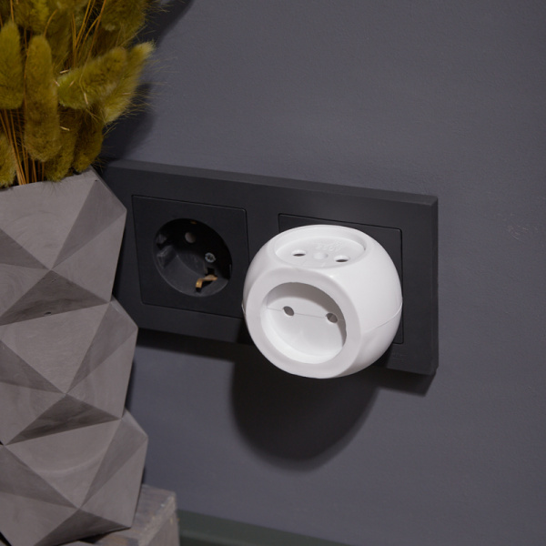 Тройник электрический «Шар» 6А б/з белый 220 В REXANT