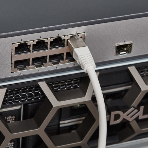 Шнур коммутационный, патч-корд F/UTP RJ45-RJ45, CAT 5e, ZH нг(А)-HF, серый, 2м REXANT 