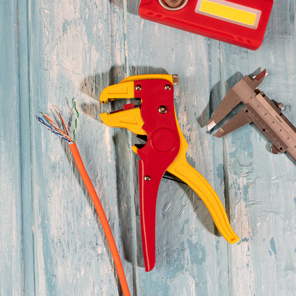 Инструмент для зачистки многожильного кабеля PROconnect HT-150B