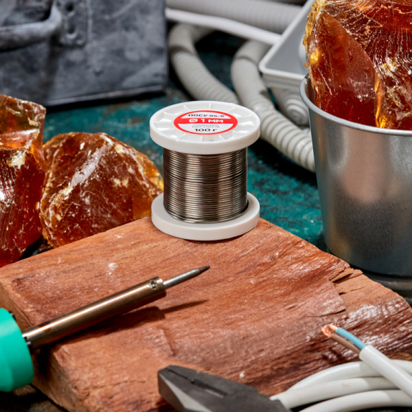 Припой ПОСу 95-5, 100г, Ø1мм, (олово 95%, сурьма 5%), бессвинцовый, ГОСТ 21931-76, катушка REXANT