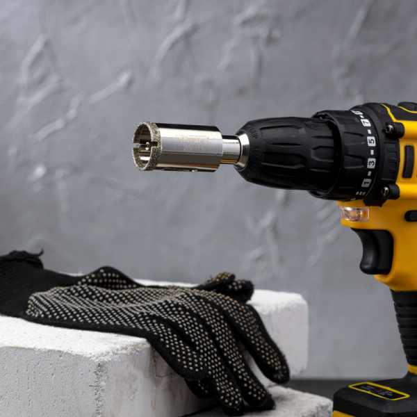 Коронка алмазная 25мм по керамограниту с центровочным сверлом KRANZ