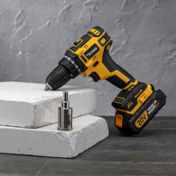 Коронка алмазная 28мм по керамограниту с центровочным сверлом KRANZ