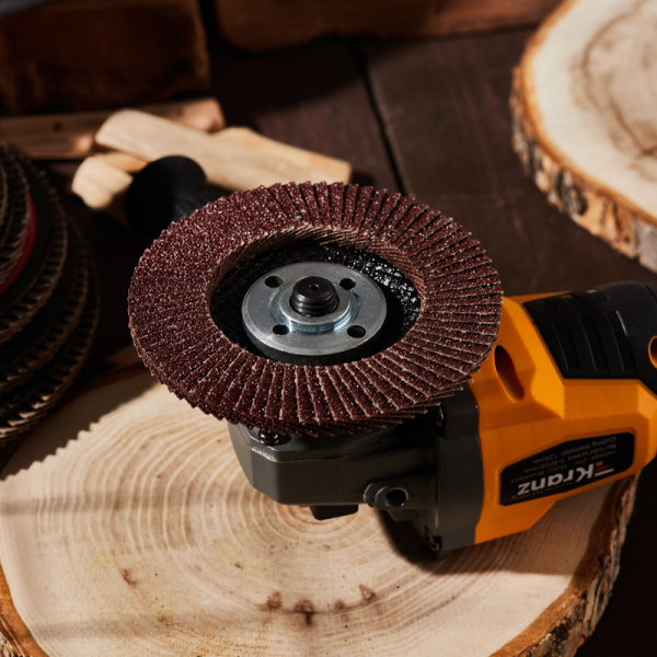 Круг лепестковый торцевой, P40, 115х22,2мм KRANZ