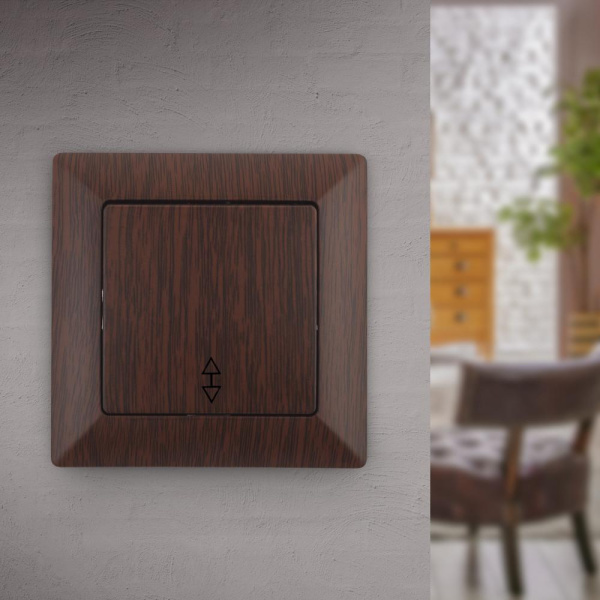 Переключатель Intro Solo 4-103-10 одноклавишный 10А-250В, IP20, СУ, венге