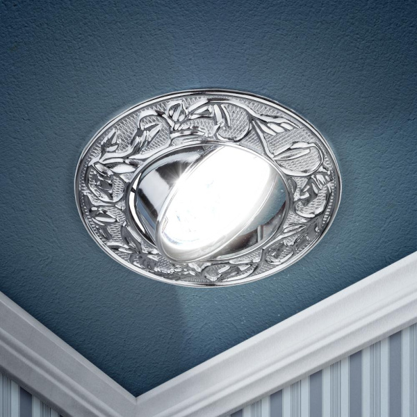 KL11A CH Светильник ЭРА литой пов. "лианы" MR16,12V/220V, 50W хром (100/1400)