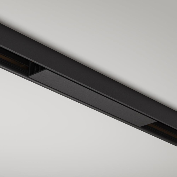 Коннектор питания прямой Basity, черный