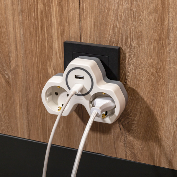 Двойник электрический (разветвитель) 16А с/з + USB-A + USB-C с защитными шторками, белый REXANT