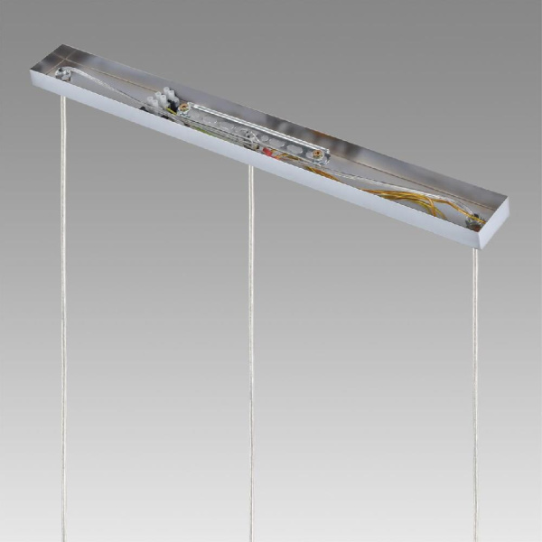 8102/3A COMFI LN25 326 хром/прозрачный металл/металл Подвес Е14 3*40W 220V ISHA