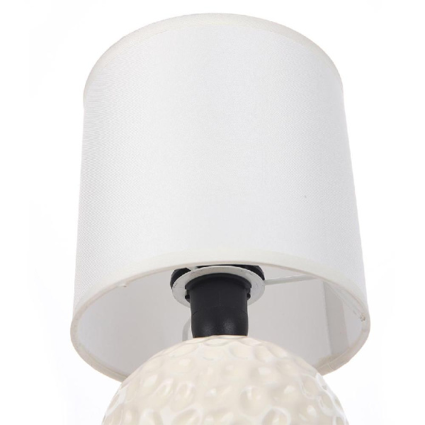 8228/1T MODERNI LN25 000 белый, керамика/текстиль Настольная лампа E14 1*40W 220V MAKOVIA