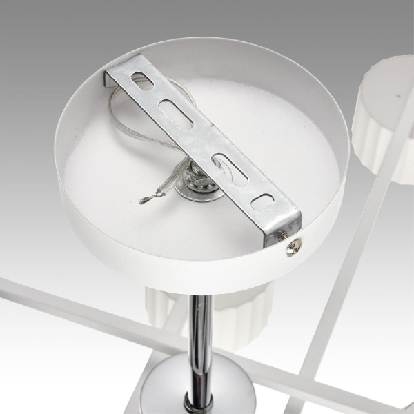 8241/8C COMFI LN25 202 белый/хром, металл Люстра потолочная LED GX53 8*7W 220V KARINA