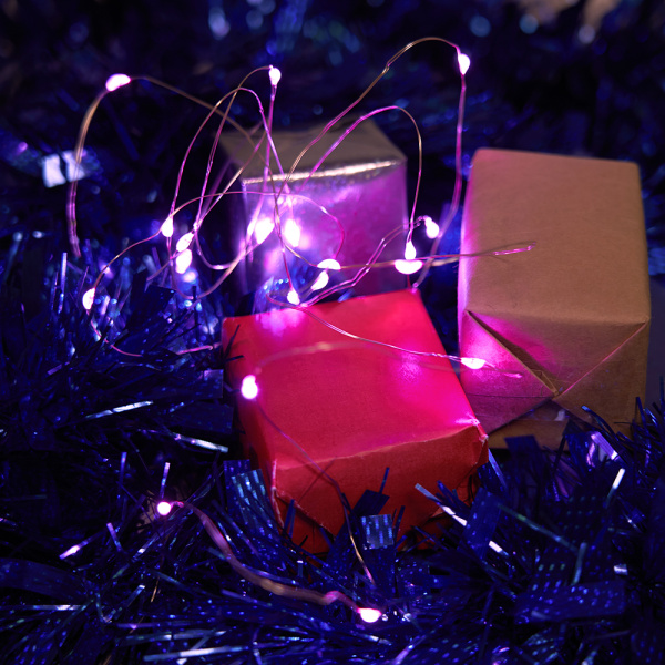 Светодиодная гирлянда Feron CL570 линейная Роса, статичная 2м + 0.5м розовый с питанием от батареек, прозрачный шнур