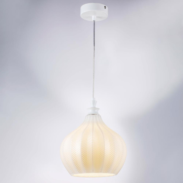 793116 Люстра ROCCO 1х6W (led) E27 БЕЛЫЙ