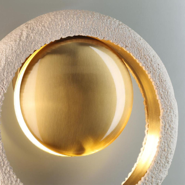 5443/1W HIGHTECH ODL_EX25 111 сатинированн.латунь/беж./металл/полирезин Настенный светильник 1*G9 LED*6W SATURN