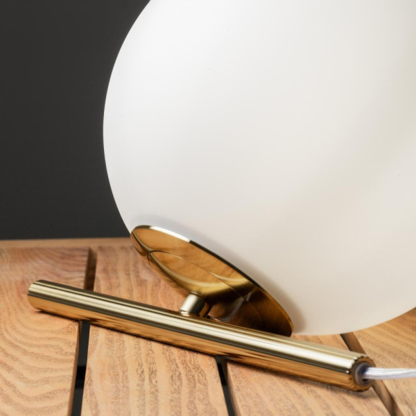 Настольный светильник Freya FR5259TL-01BS