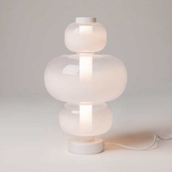 Настольный светильник Maytoni MOD364TL-L15W3K