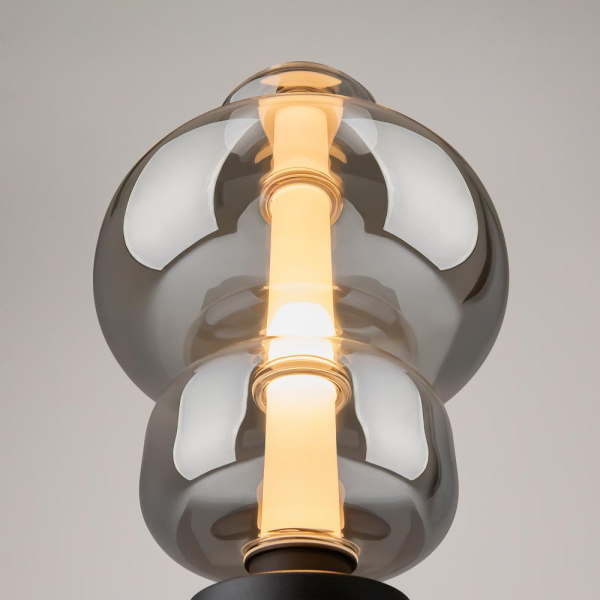 Настольный светильник Maytoni MOD364TL-L15B3K