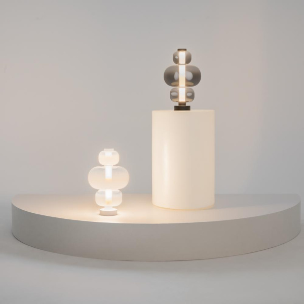 Настольный светильник Maytoni MOD364TL-L15B3K